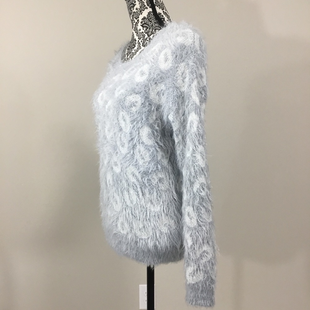 APT.9 Animal Print Metallic Grey Fuzzy Sweater M - Picture 10 of 15